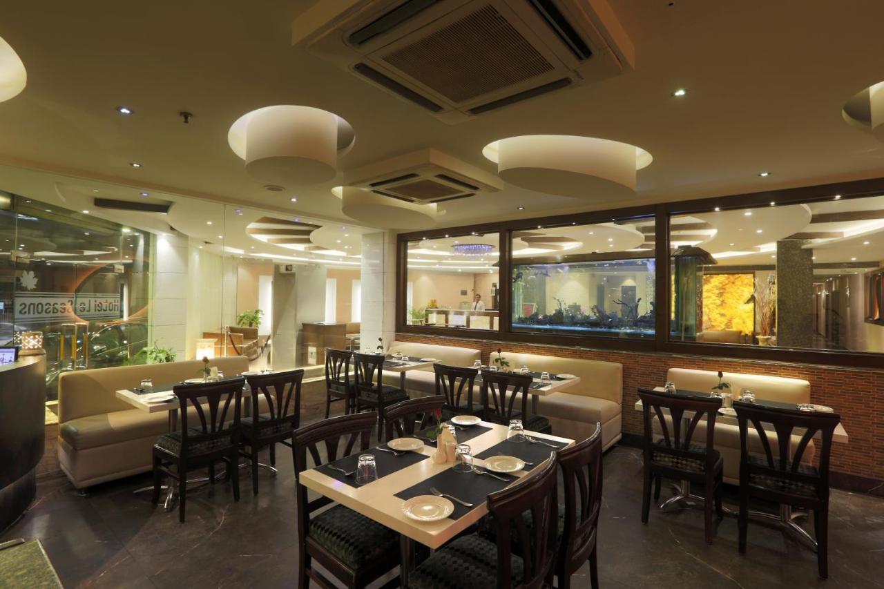 Airport Hotel Le Seasons New Delhi Exterior photo